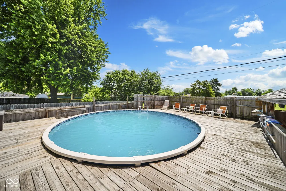 705 Maple Rockville, IN 47872