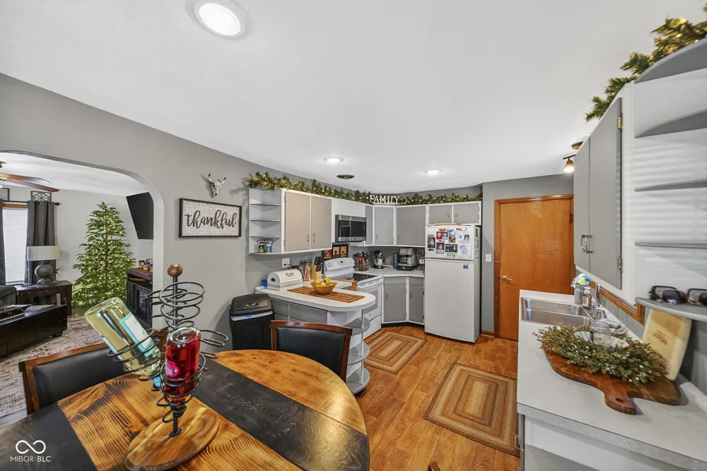 705 Maple Rockville, IN 47872