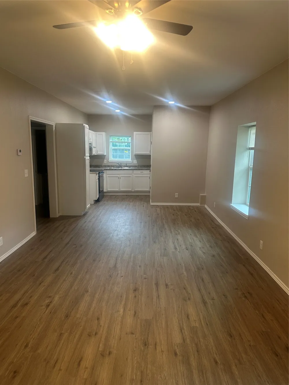 208 Washington Street Bowie, TX 76230