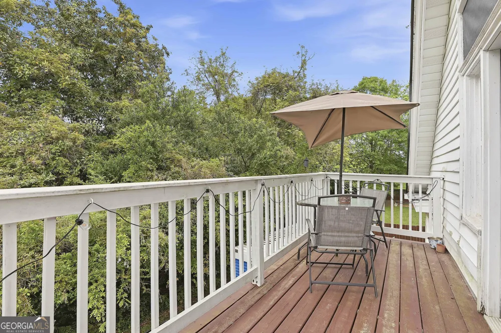 21 Smith ST Grantville, GA 30220