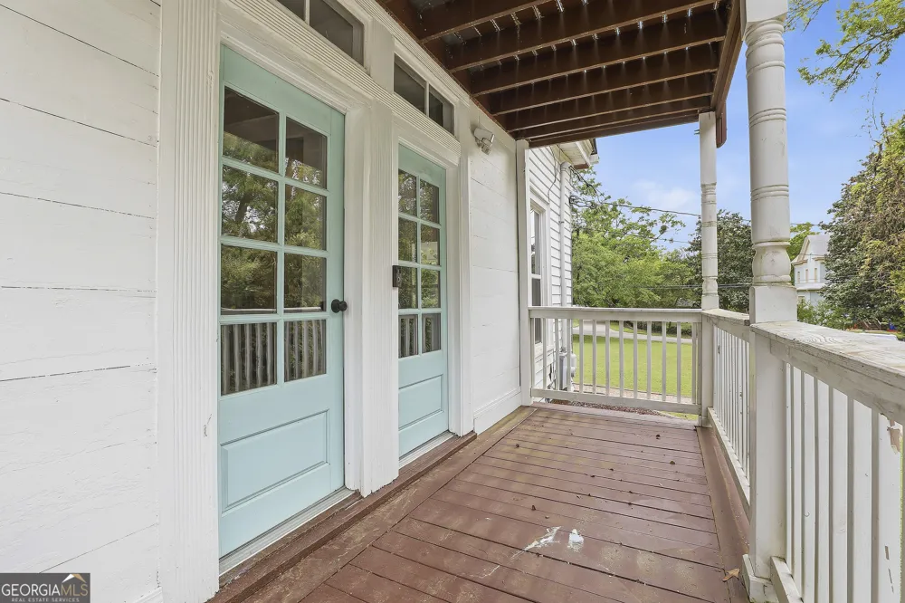 21 Smith ST Grantville, GA 30220