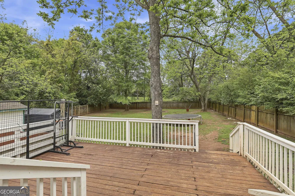 21 Smith ST Grantville, GA 30220