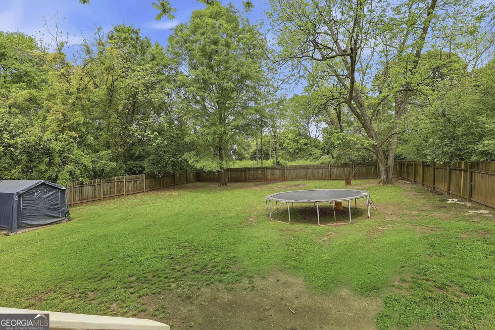 21 Smith ST Grantville, GA 30220