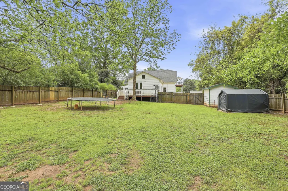 21 Smith ST Grantville, GA 30220