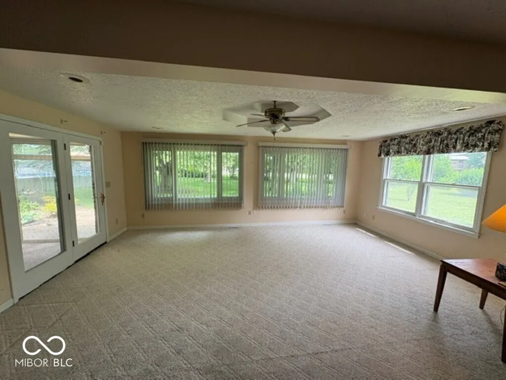2204 Avalon Court Kokomo, IN 46902