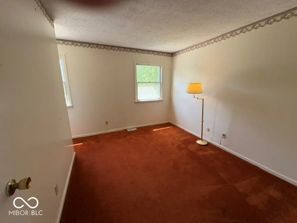 2204 Avalon Court Kokomo, IN 46902