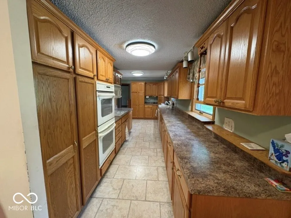 2204 Avalon Court Kokomo, IN 46902