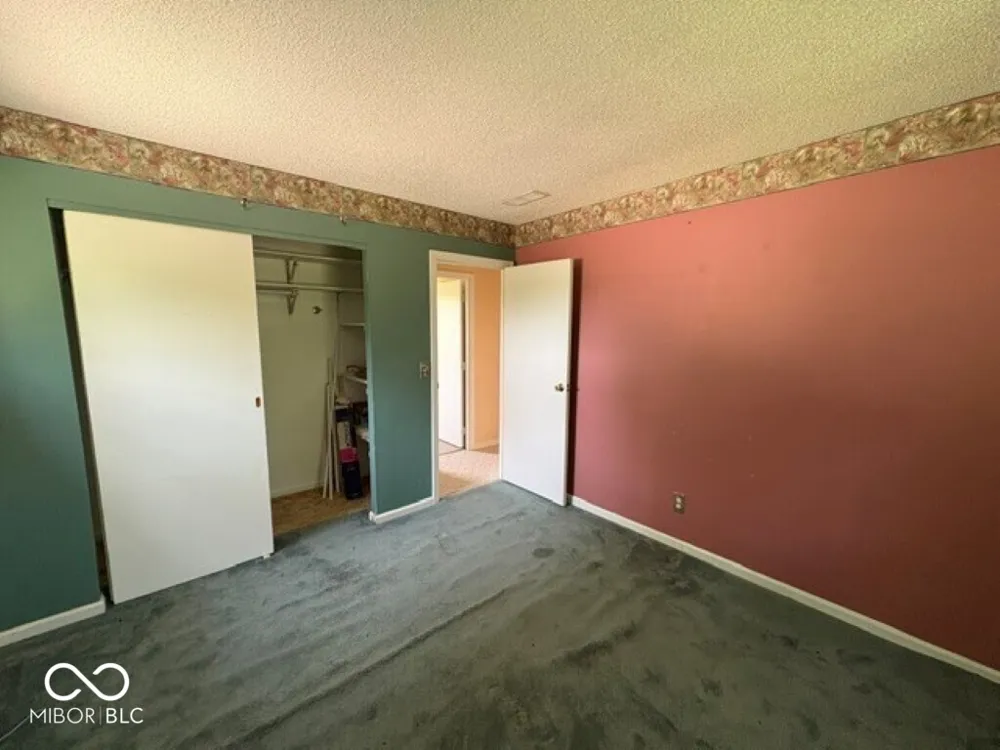 2204 Avalon Court Kokomo, IN 46902