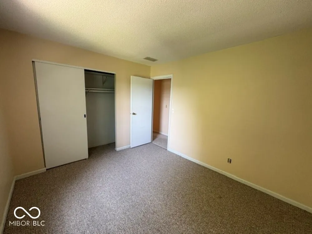 2204 Avalon Court Kokomo, IN 46902