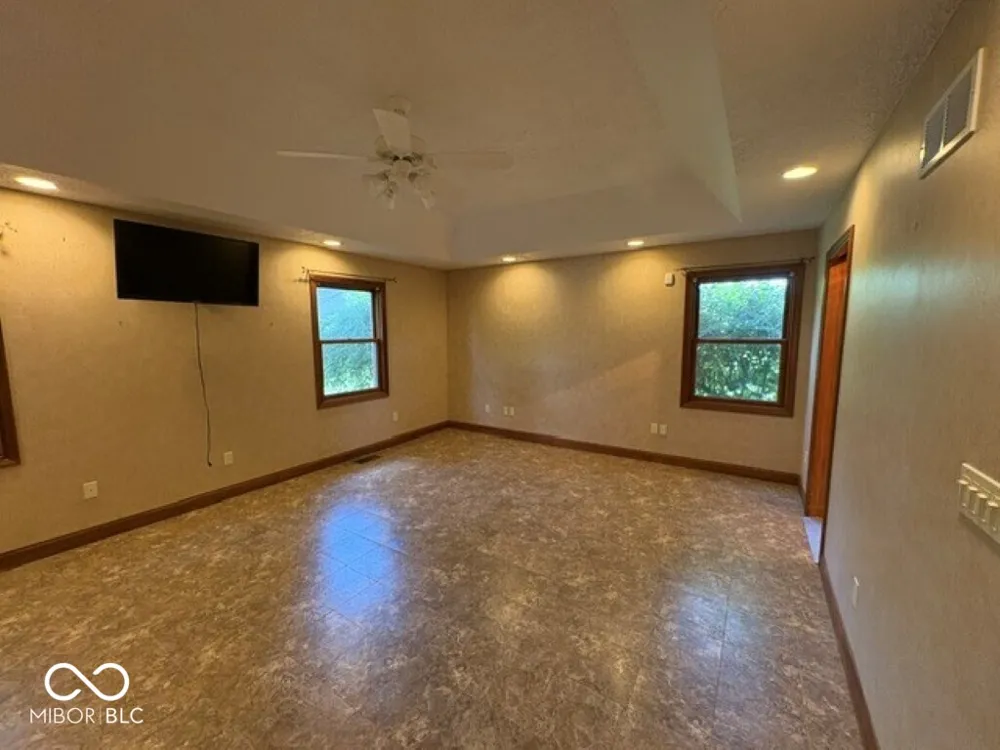 2204 Avalon Court Kokomo, IN 46902