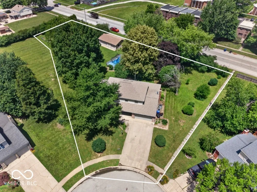 2204 Avalon Court Kokomo, IN 46902