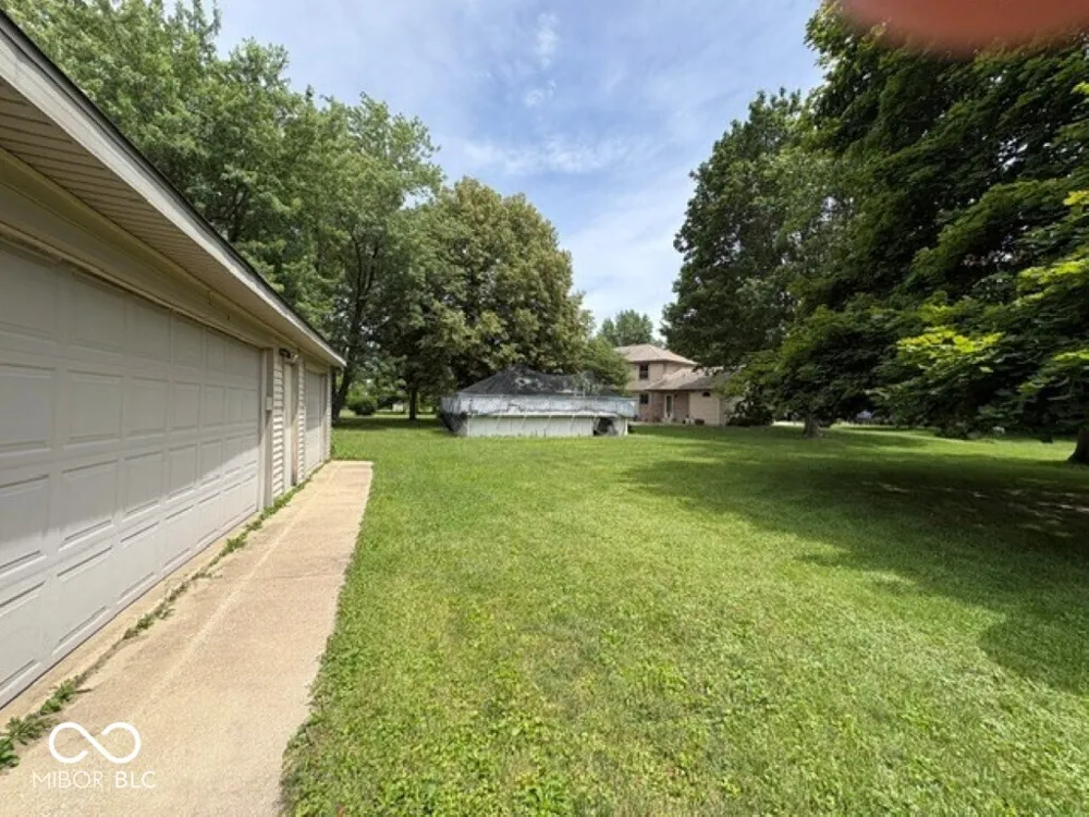 2204 Avalon Court Kokomo, IN 46902