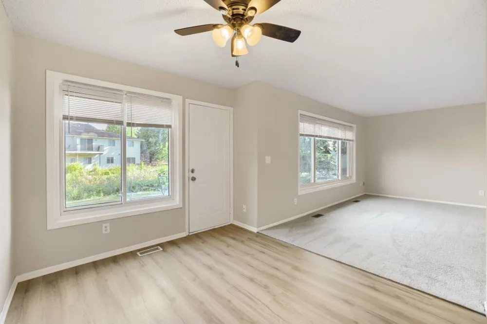 5918 Cahill Avenue Inver Grove Heights, MN 55076