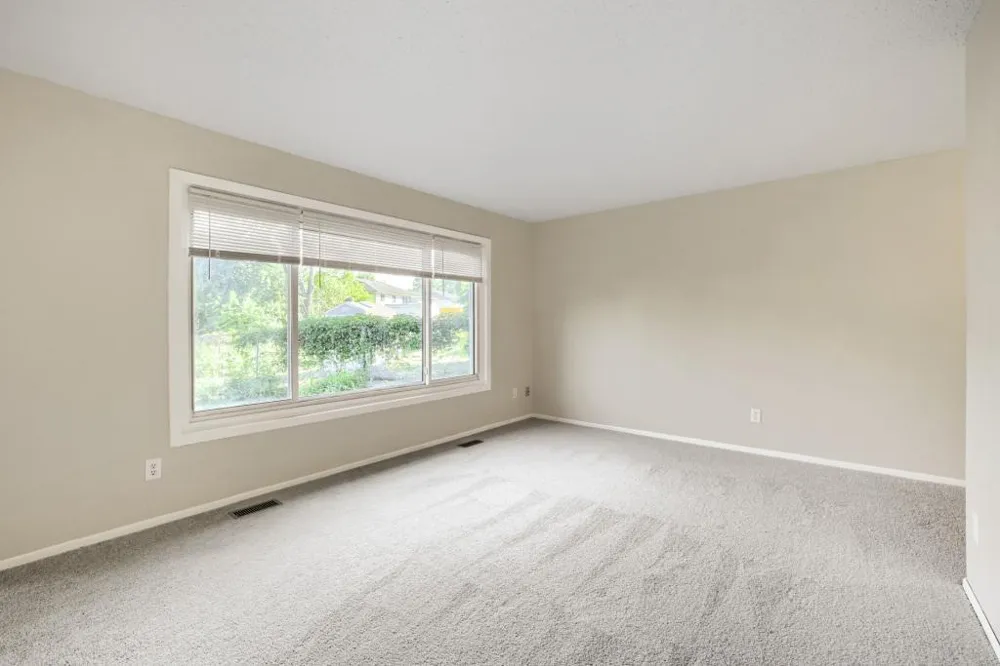 5918 Cahill Avenue Inver Grove Heights, MN 55076