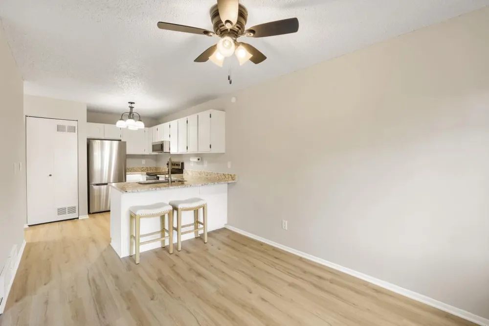 5918 Cahill Avenue Inver Grove Heights, MN 55076