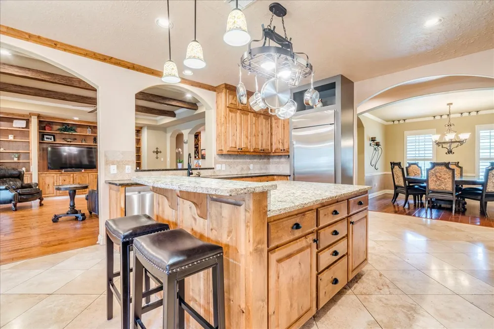 530 Woodland Drive Driftwood, TX 78619