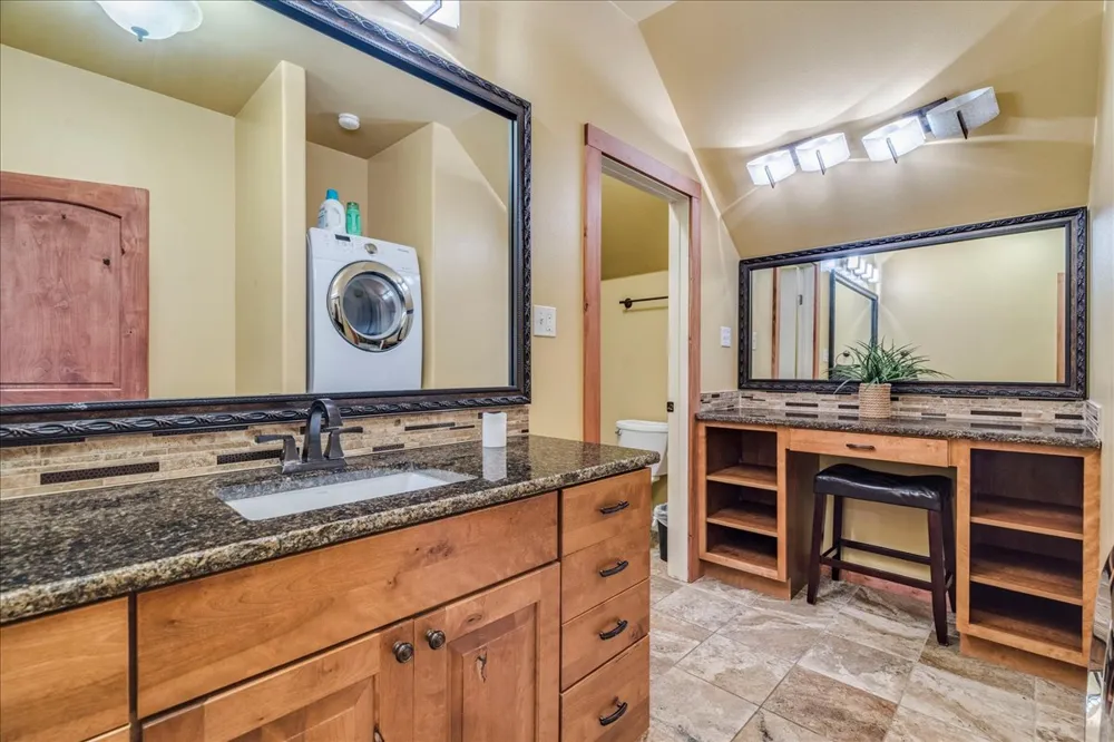 530 Woodland Drive Driftwood, TX 78619