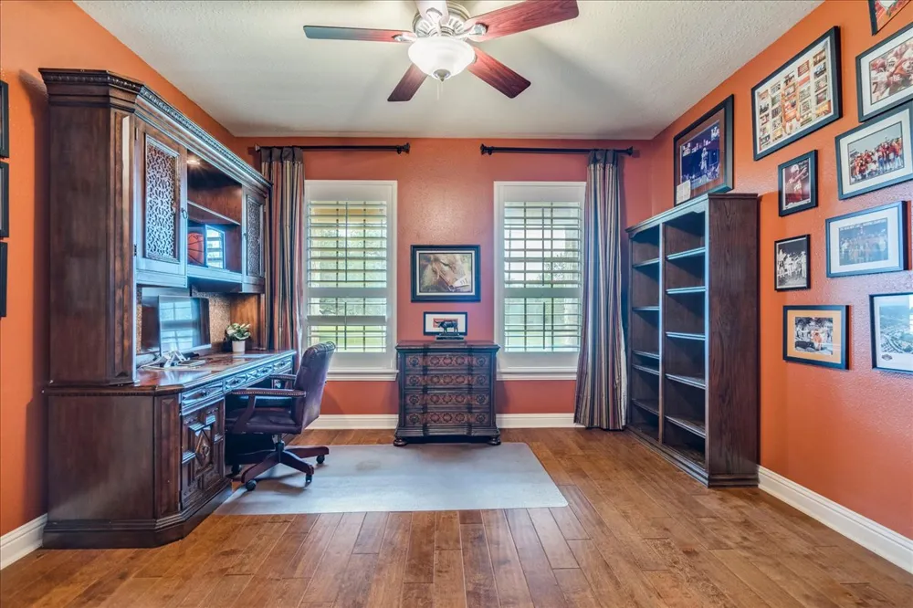530 Woodland Drive Driftwood, TX 78619