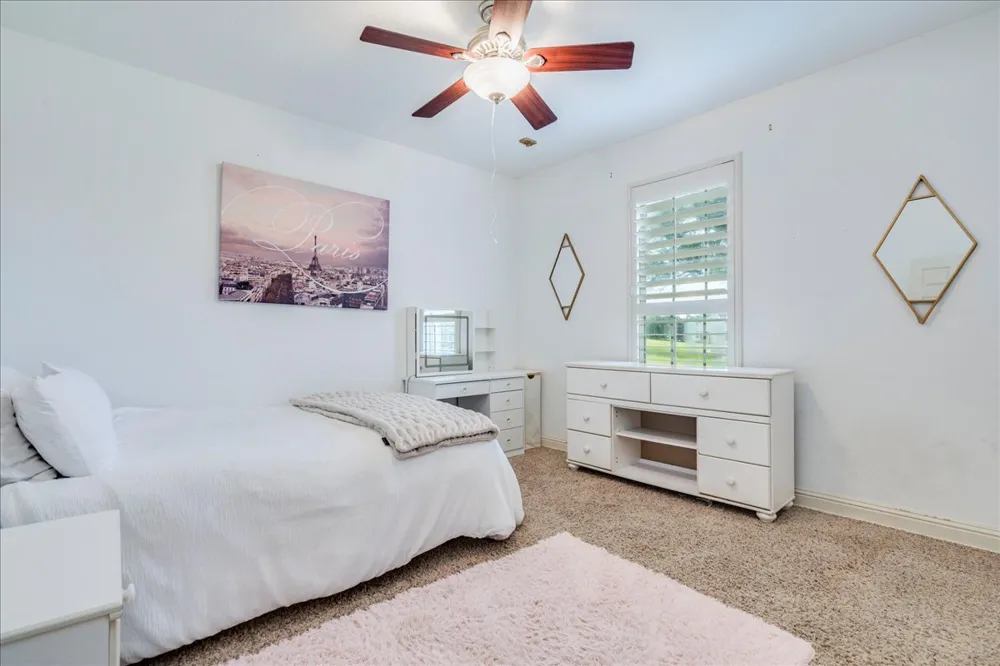 530 Woodland Drive Driftwood, TX 78619