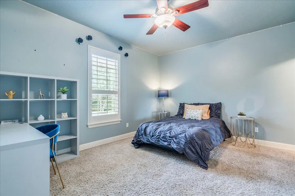 530 Woodland Drive Driftwood, TX 78619