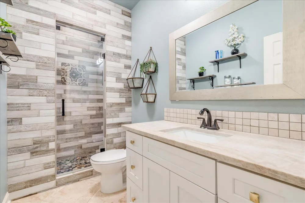 530 Woodland Drive Driftwood, TX 78619