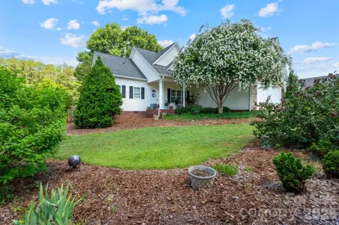 1621 Herbie Circle