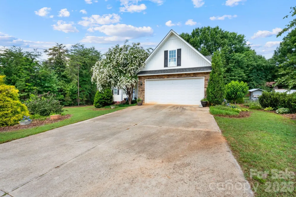 1621 Herbie Circle Newton, NC 28658