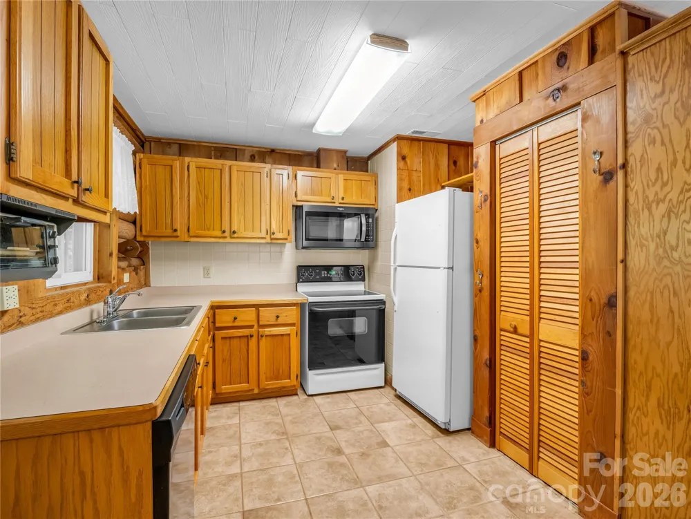 137 Amys Ridge Road Lake Lure, NC 28746
