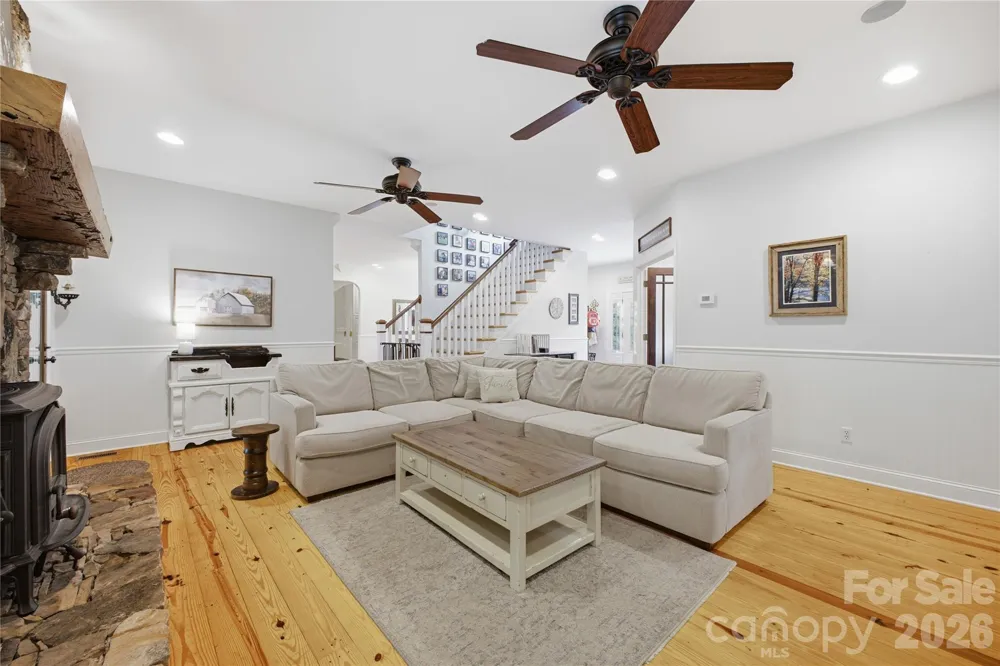 227 Black Bear Cove Clyde, NC 28721