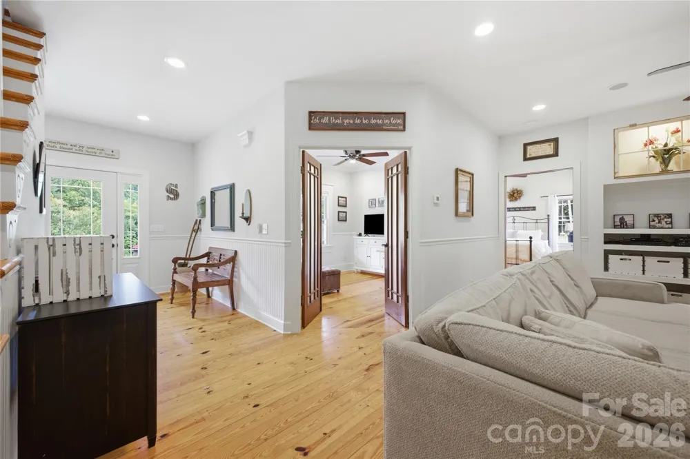 227 Black Bear Cove Clyde, NC 28721
