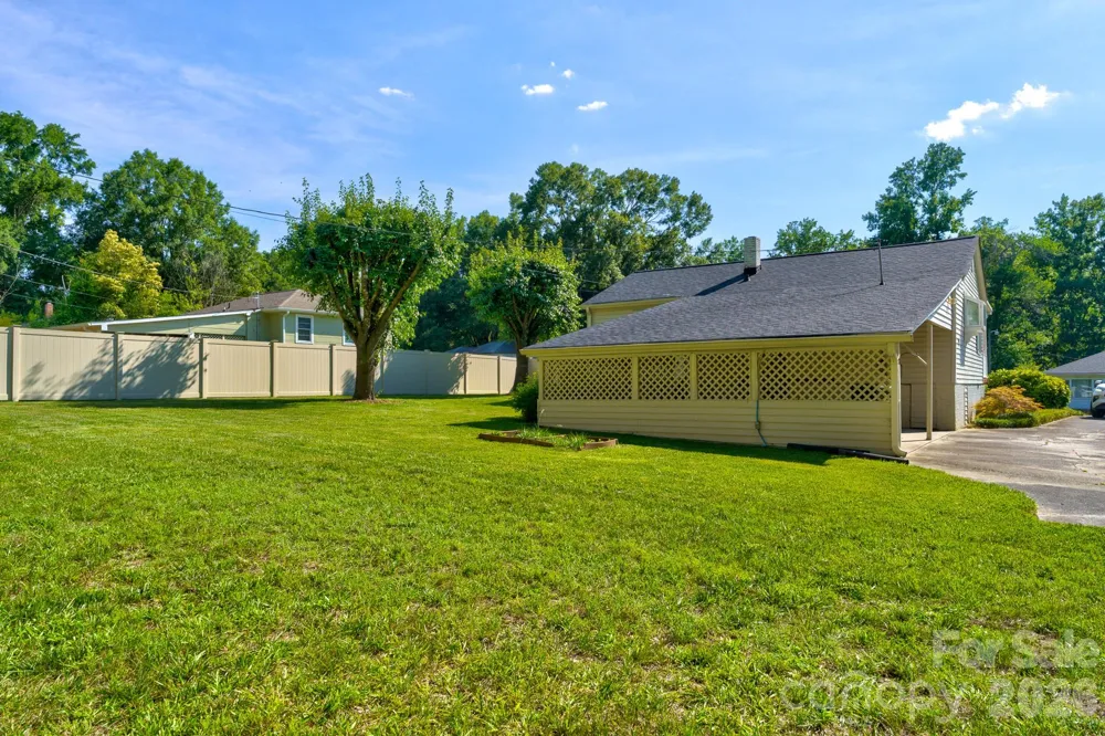 402 Houser Street Cherryville, NC 28021