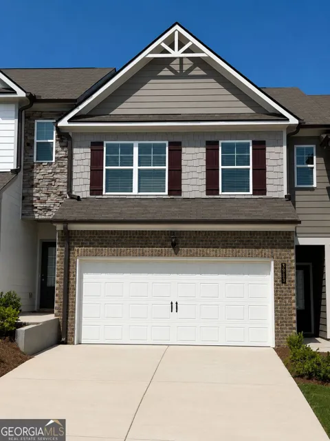 3983 Streamlet WAY