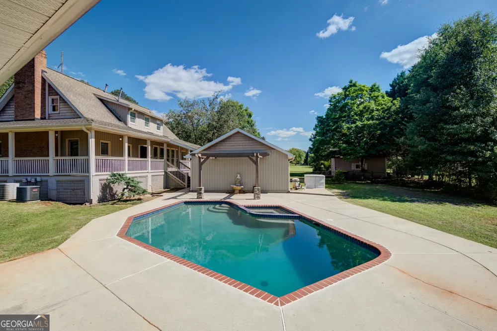 300 Briarwood RD Tyrone, GA 30290