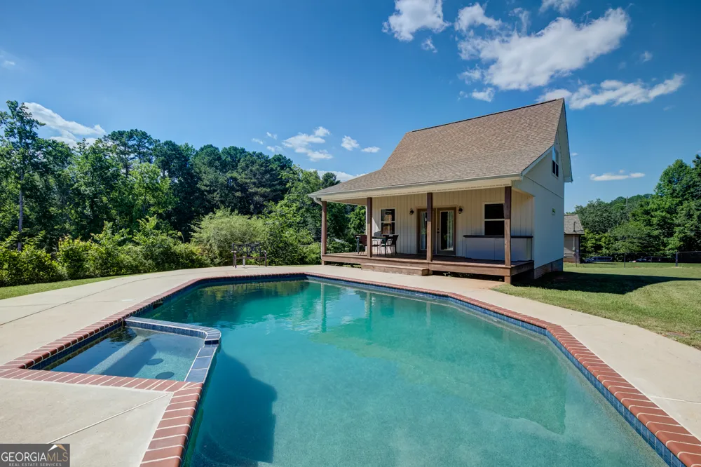 300 Briarwood RD Tyrone, GA 30290