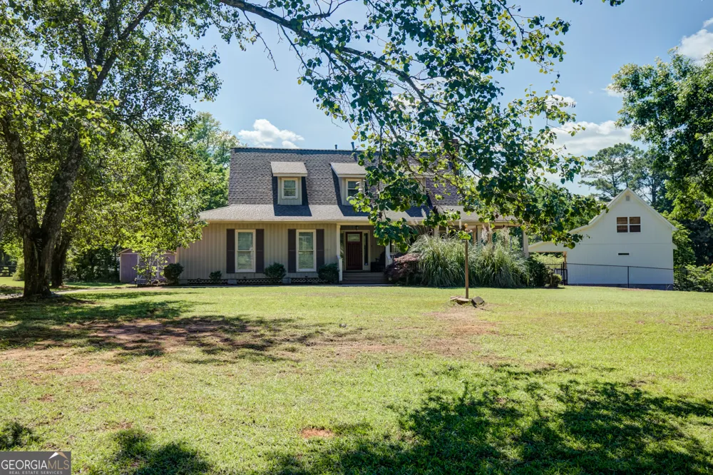 300 Briarwood RD Tyrone, GA 30290