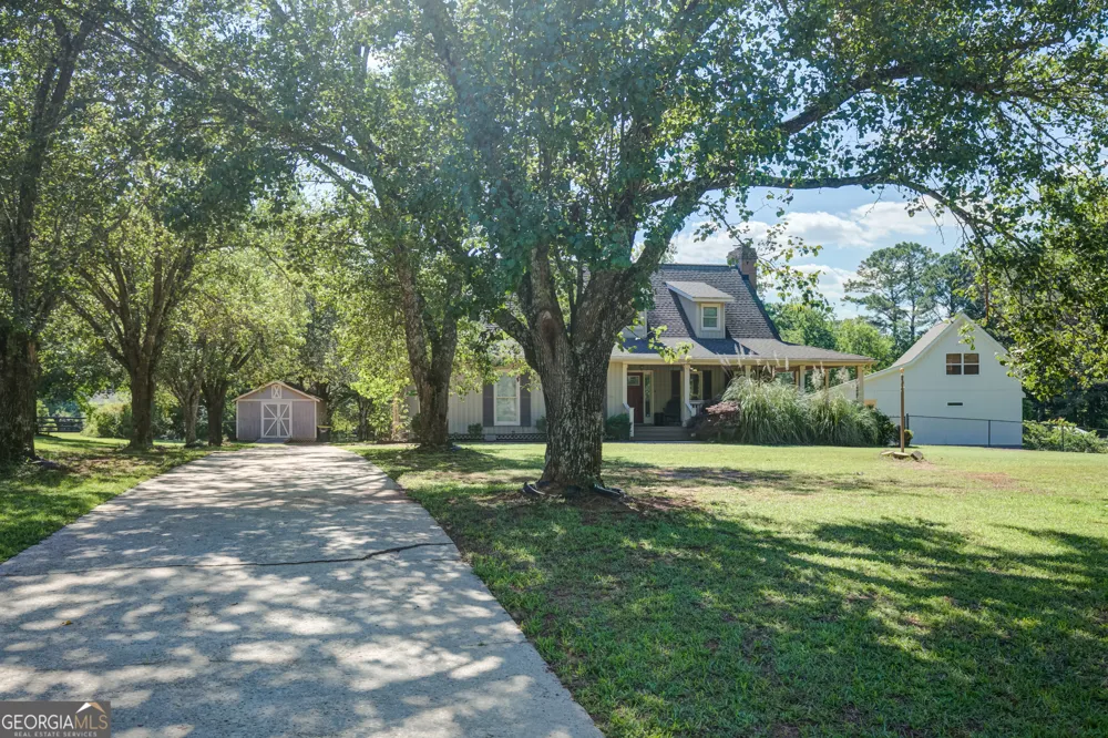 300 Briarwood RD Tyrone, GA 30290