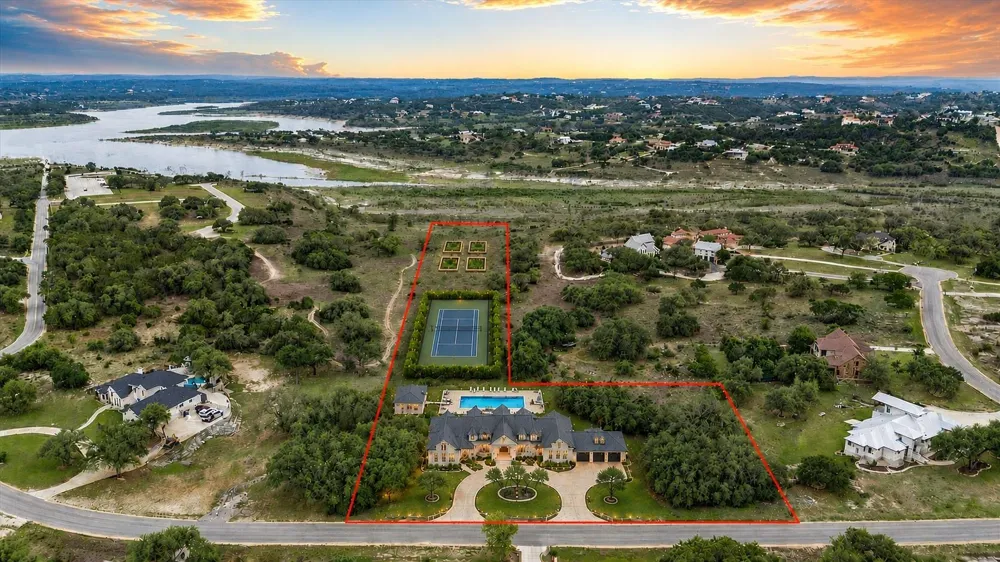 161 Mystic Shores Boulevard Spring Branch, TX 78070