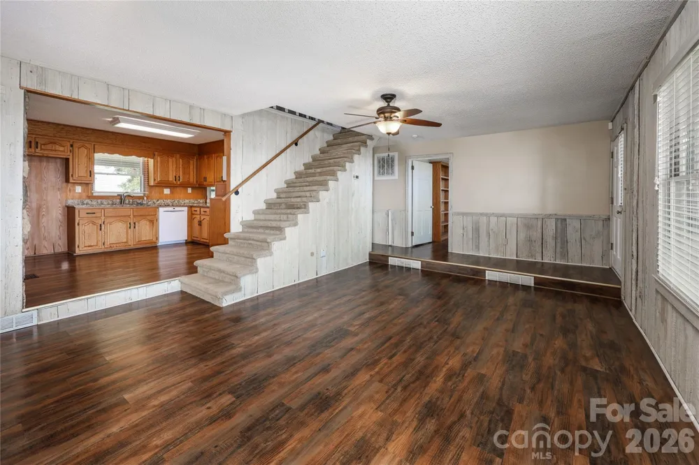 6350 Roscoe Road Denton, NC 27239