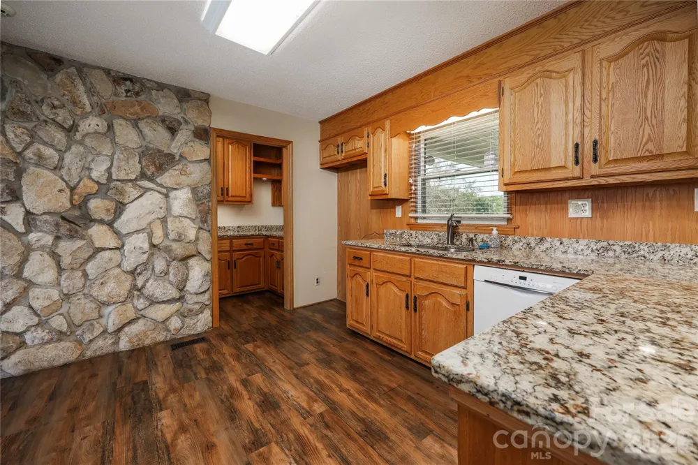6350 Roscoe Road Denton, NC 27239