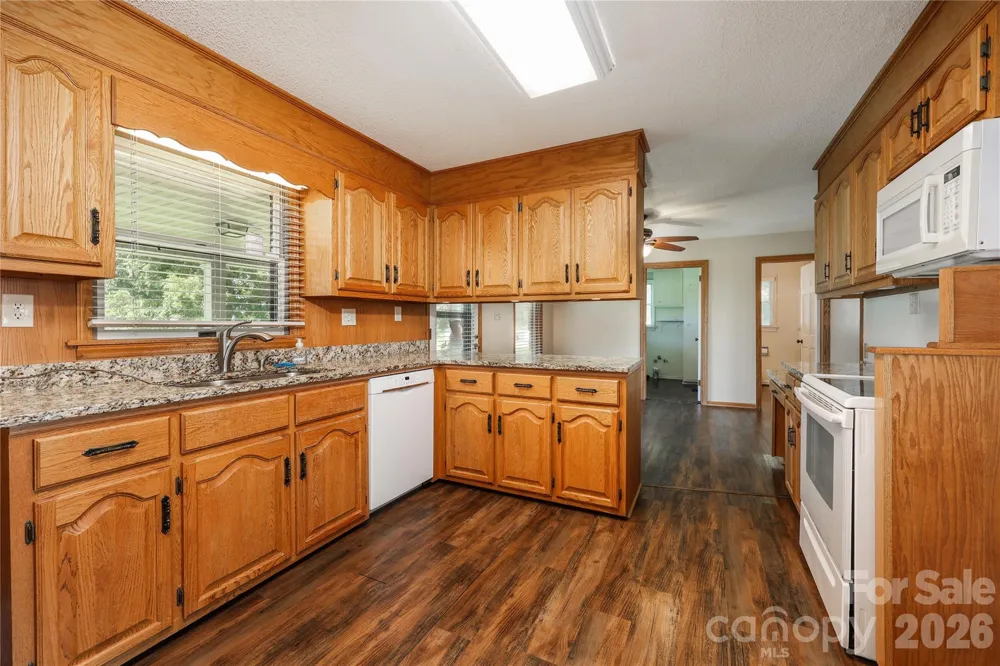 6350 Roscoe Road Denton, NC 27239