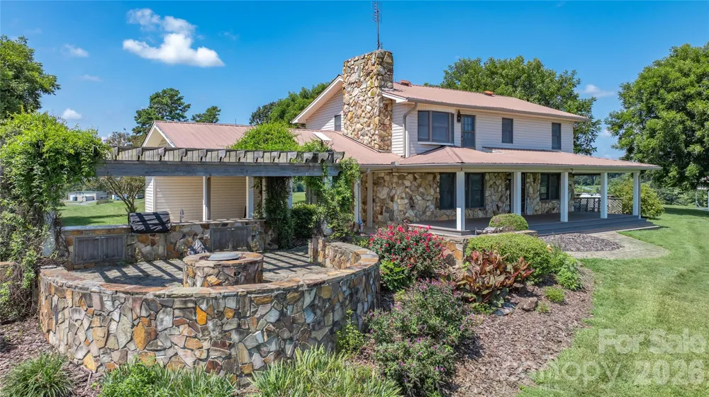 6350 Roscoe Road Denton, NC 27239