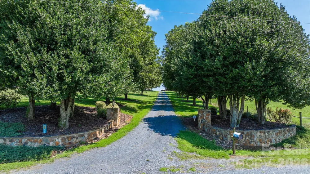 6350 Roscoe Road Denton, NC 27239