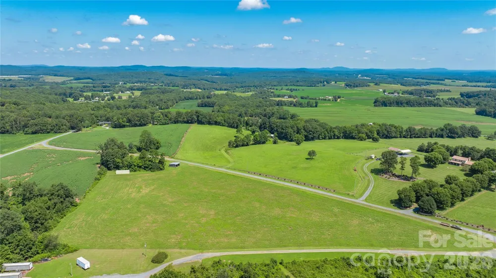 6350 Roscoe Road Denton, NC 27239