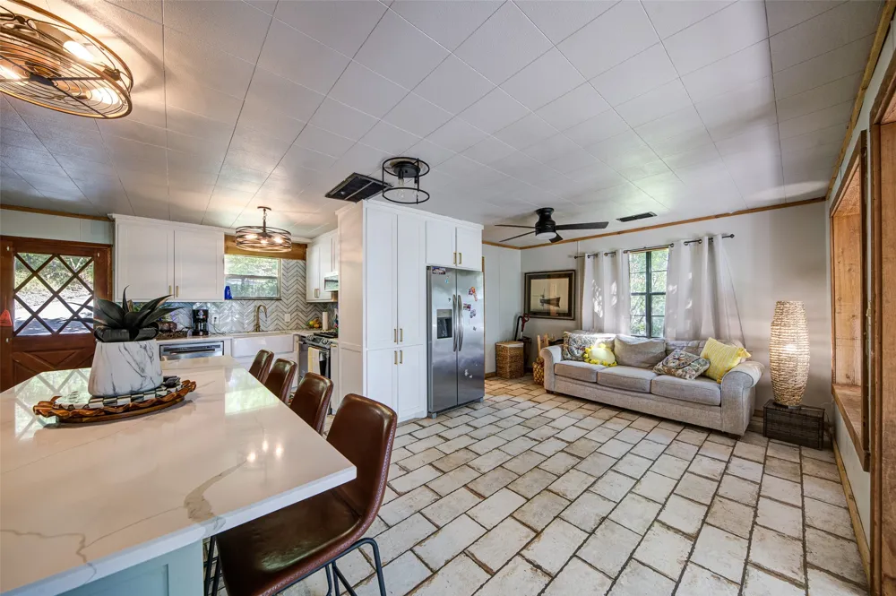 402 Aqua Way Lake Bridgeport, TX 76426