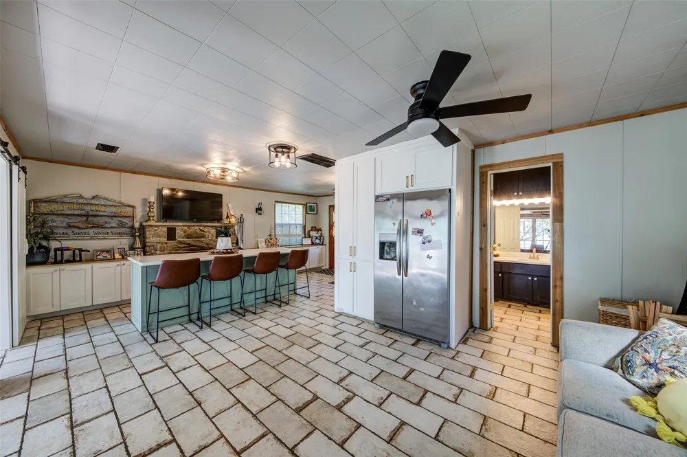 402 Aqua Way Lake Bridgeport, TX 76426