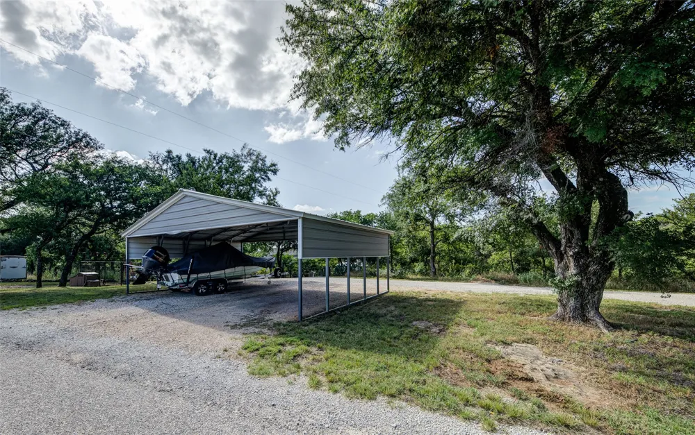 402 Aqua Way Lake Bridgeport, TX 76426