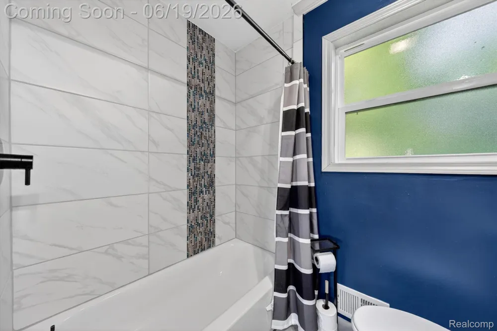 2185 Channel Drive Clay Township, MI 48028