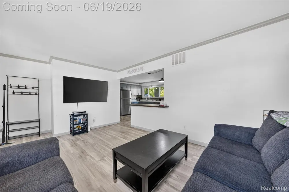 2185 Channel Drive Clay Township, MI 48028