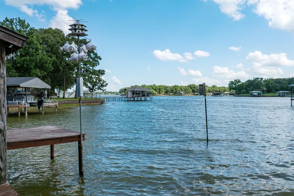 1725 Oak Shore Drive Tool, TX 75143