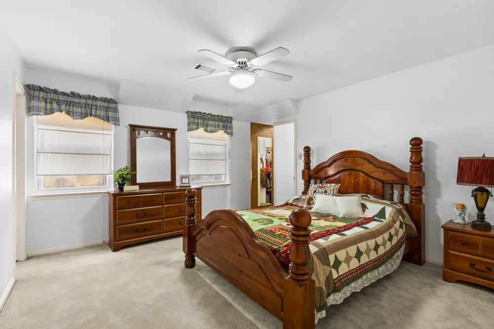 5602 Fountainbridge Ln Houston, TX 77069